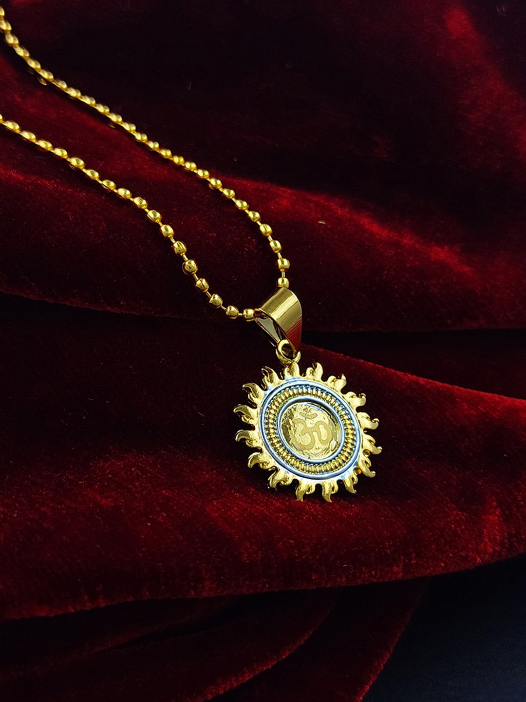 

Saizen Gold-Plated Contemporary Pendant with Chain