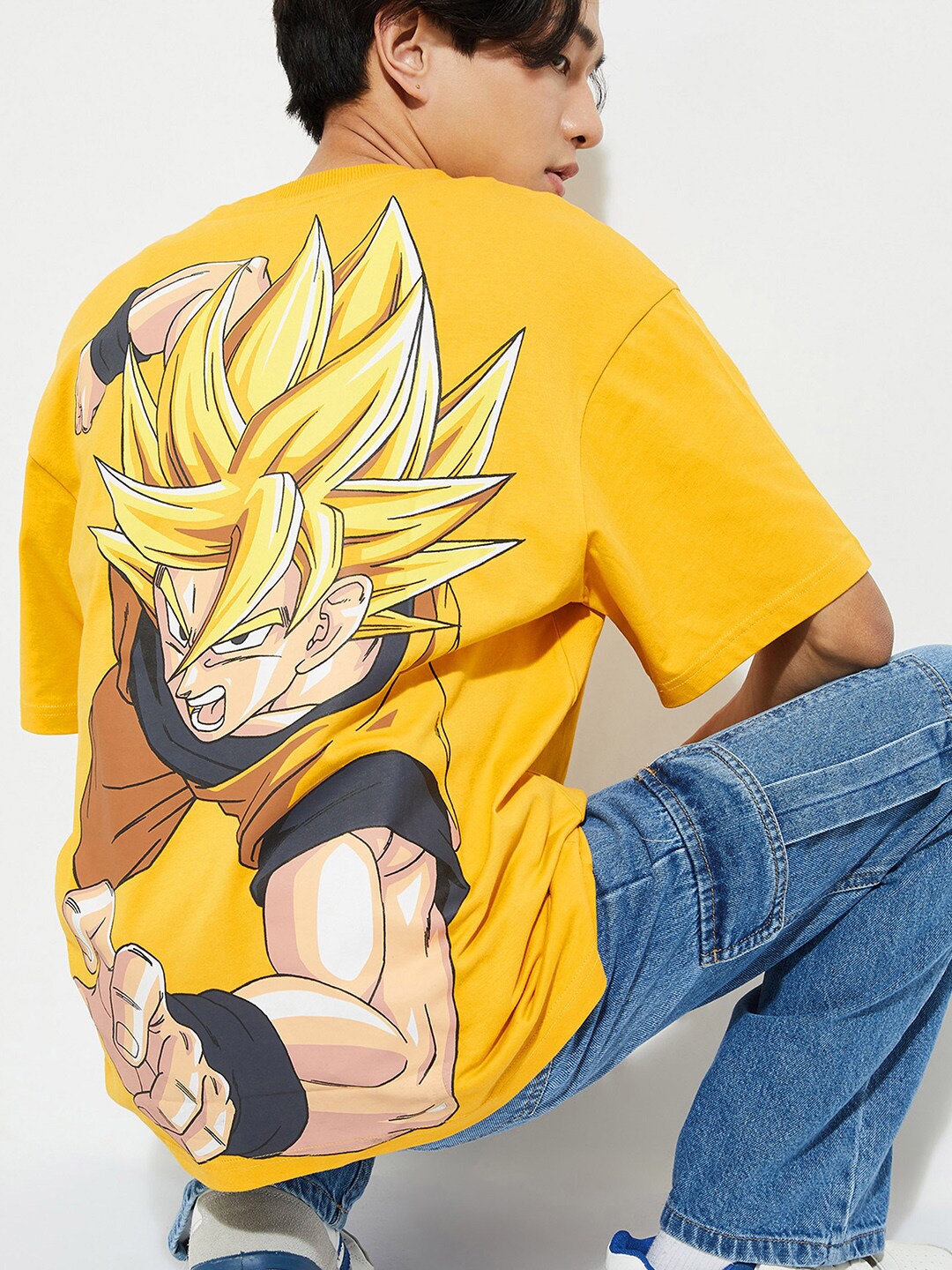 

max URB_N Graphic Printed Cotton Applique T-shirt, Yellow