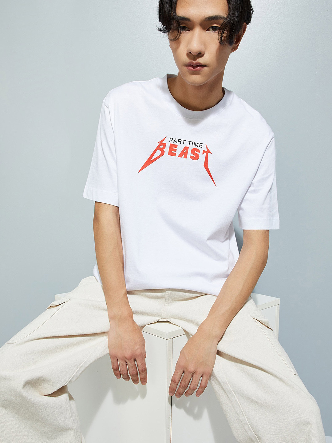 

max URB_N Typography Printed Drop-Shoulder Sleeves Cotton T-shirt, White