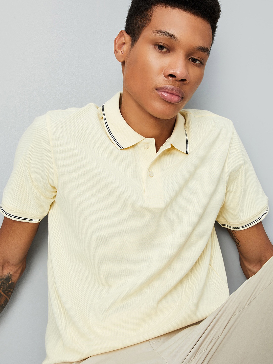 

max Short Sleeves Polo Collar T-shirt, Yellow