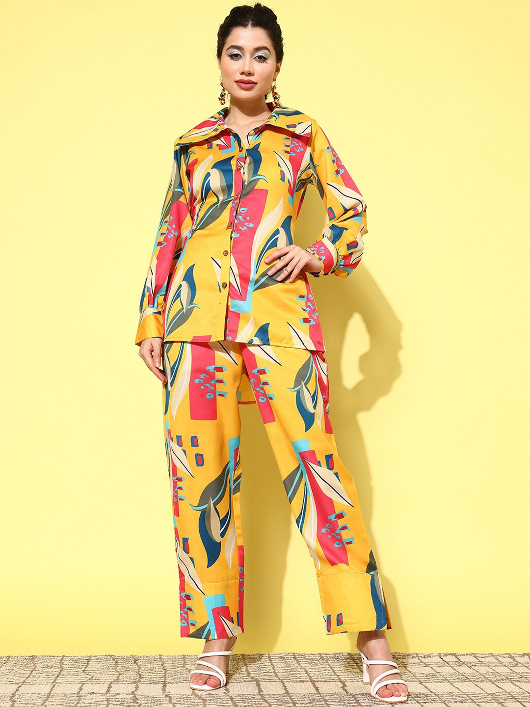 

Yufta Floral Printed Long Sleeves Shirt with Trousers, Yellow
