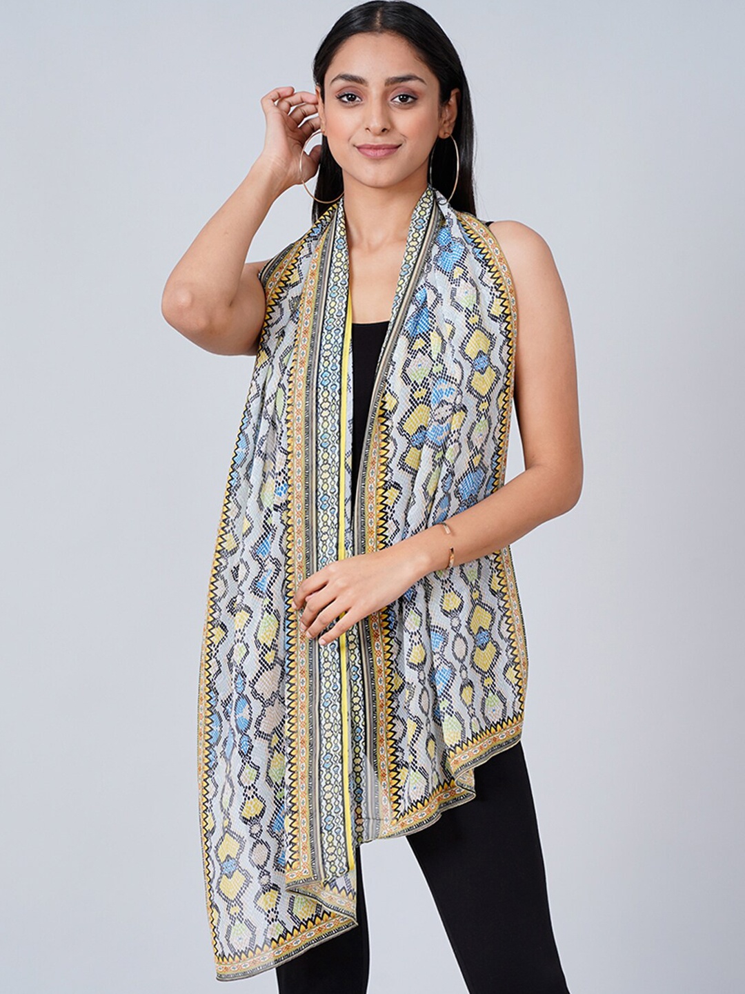 

First Resort by Ramola Bachchan Geometric Printed Stole, Yellow