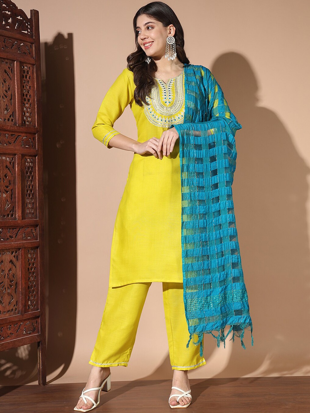 

MORLY Ethnic Motifs Yoke Design Thread Work Straight Kurta with Trousers & Dupatta, Yellow