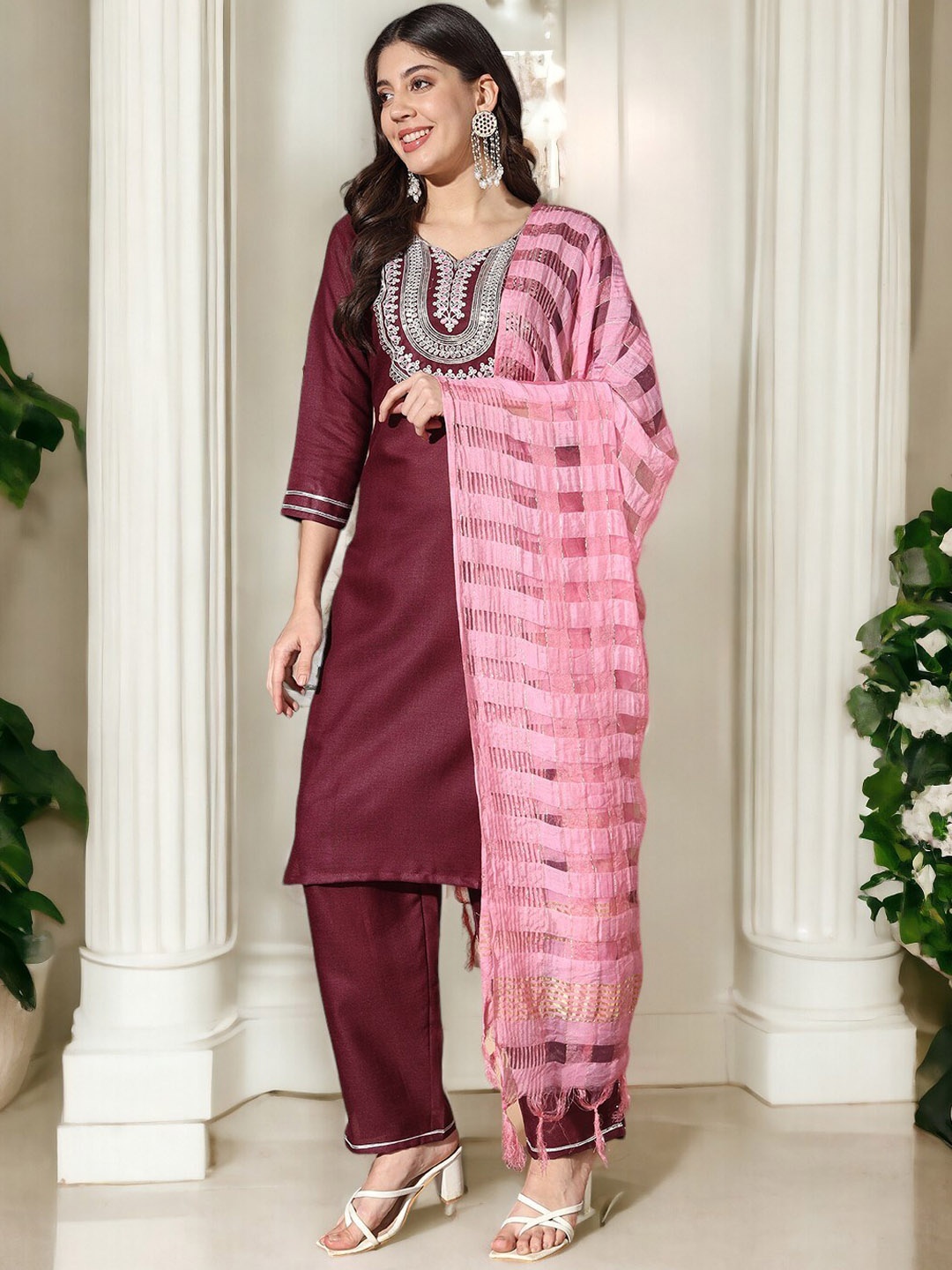 

MORLY Floral Yoke Design Thread Work Straight Kurta with Trousers & Dupatta, Maroon