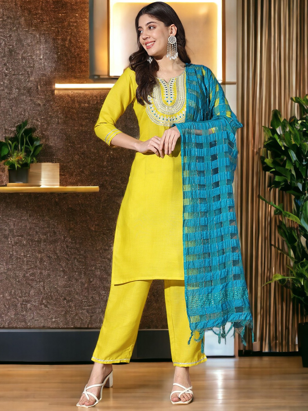 

MORLY Ethnic Motifs Embroidered Boat Neck Straight Kurta With Trousers & Dupatta, Yellow