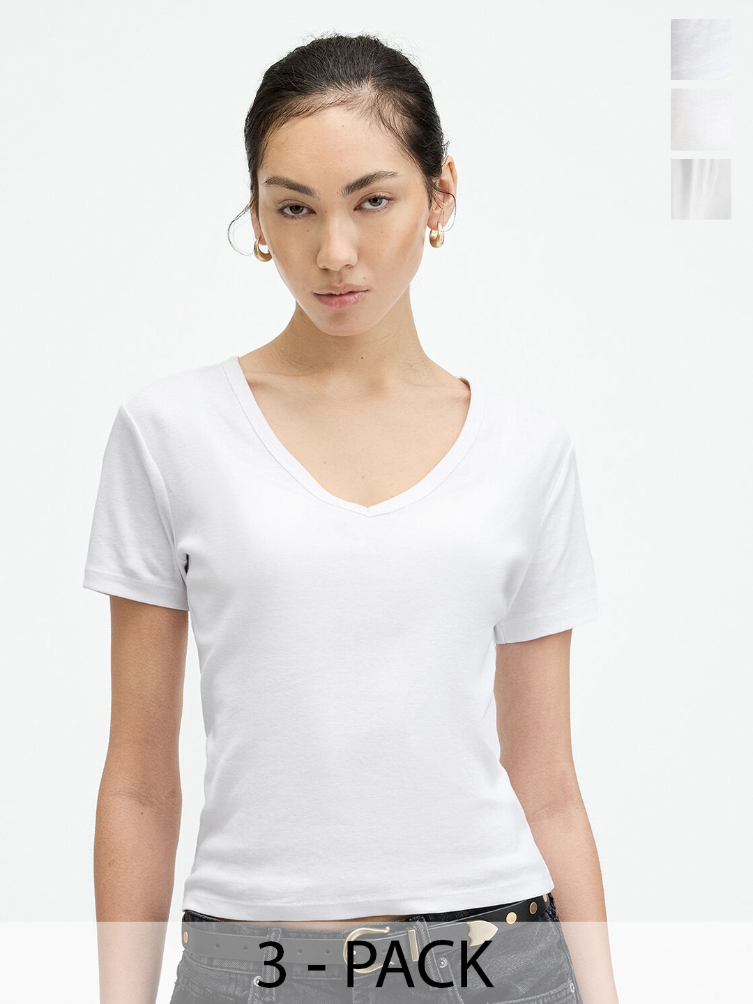 

COLOR CAPITAL Pack Of 3 V-Neck Short Sleeves T-Shirt, White