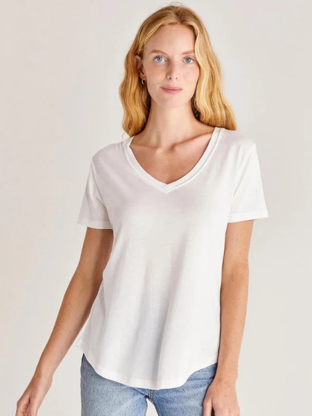 

COLOR CAPITAL V-Neck Short Sleeves Cotton Relaxed Fit T-shirt, White