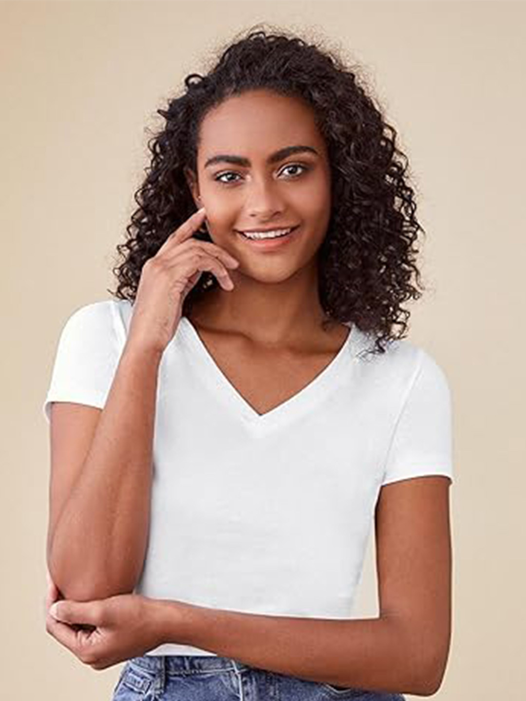 

COLOR CAPITAL V-Neck Short Sleeves T-Shirt, White