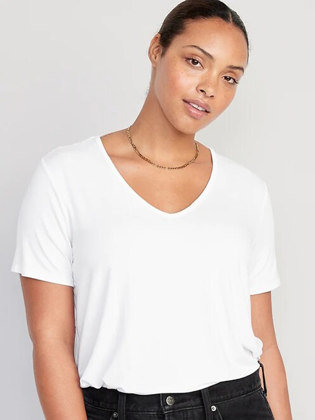 

COLOR CAPITAL Pack Of 5 V-Neck Cotton Tshirts, White