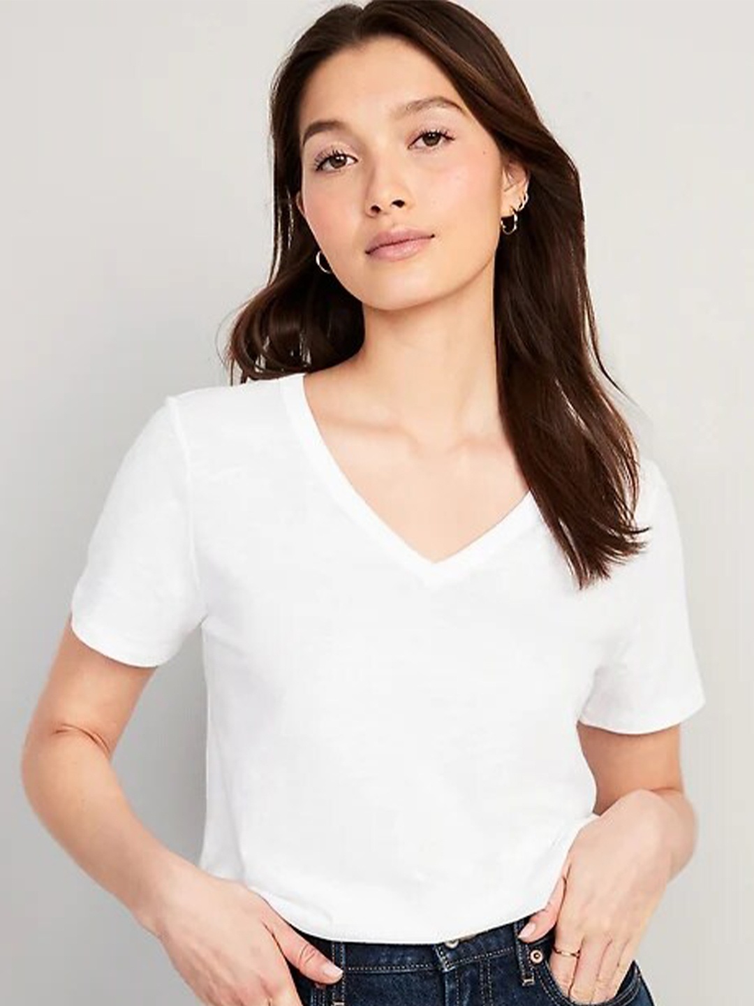 

COLOR CAPITAL Pack Of 3 V-Neck T-shirts, White