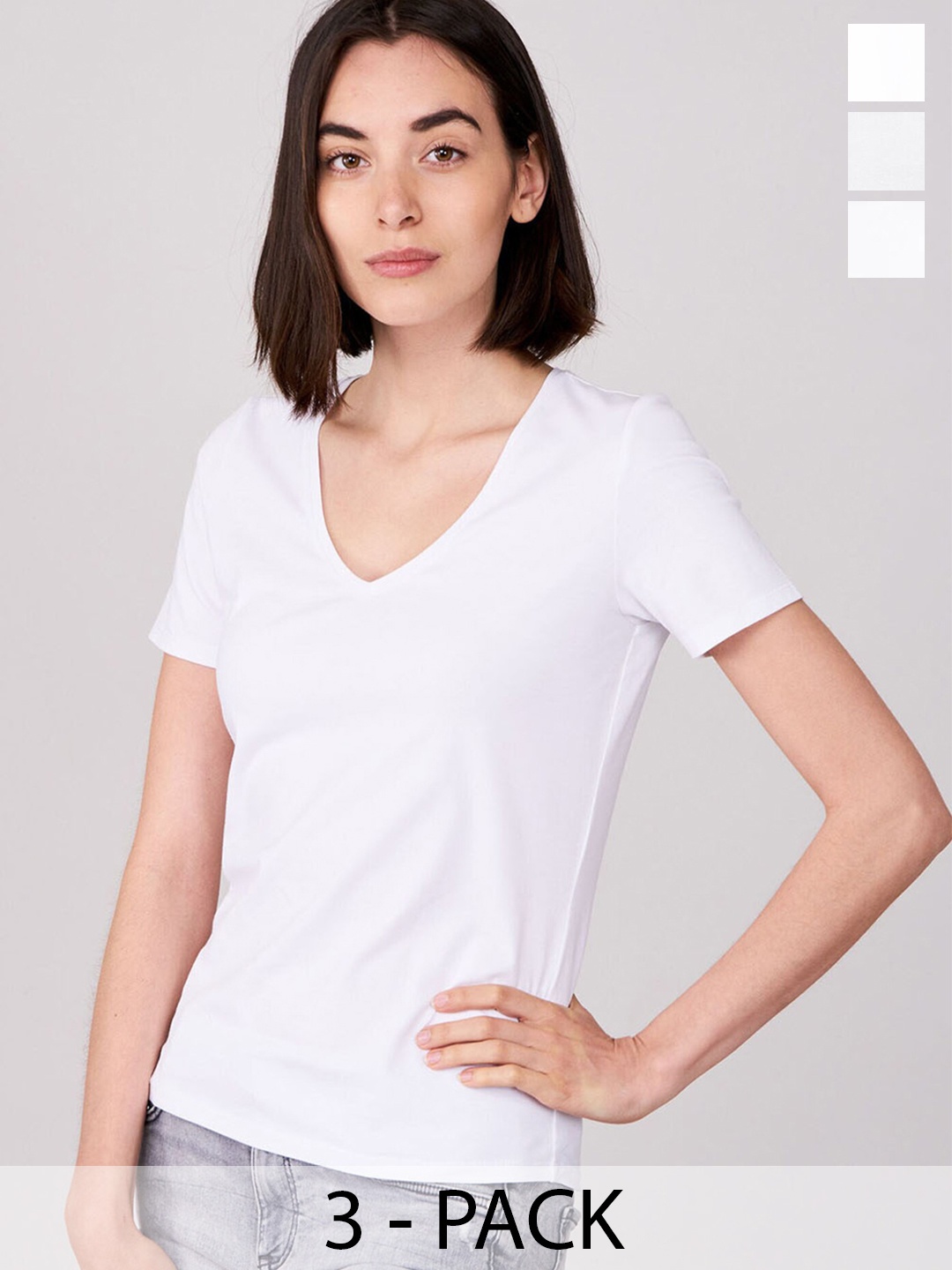 

COLOR CAPITAL Pack of 3 V-Neck Short Sleeve Tshirt, White