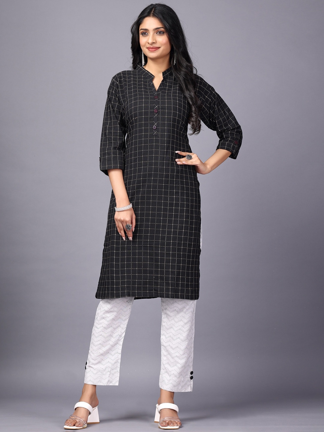 

Anouk Black Checked Mandarin Collar Kurta with Trouser