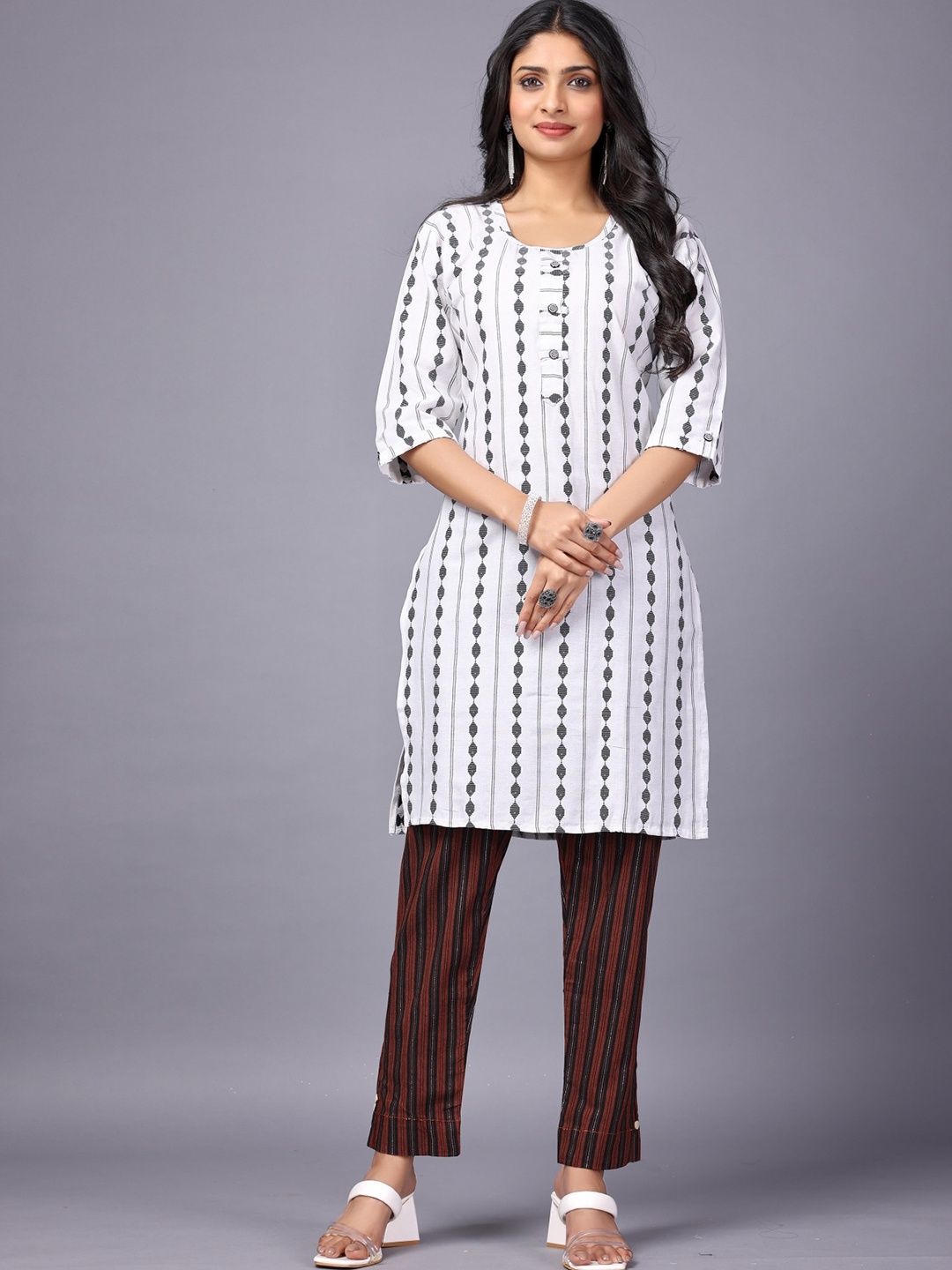 

Anouk Woven Design Regular Straight Kurta with Trousers, White