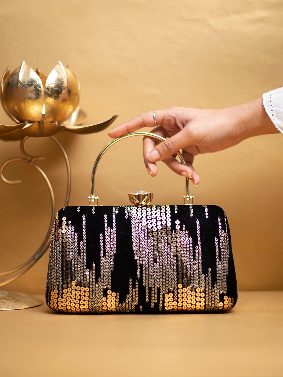 

ARTKLIM Embroidered Box Clutch, Black
