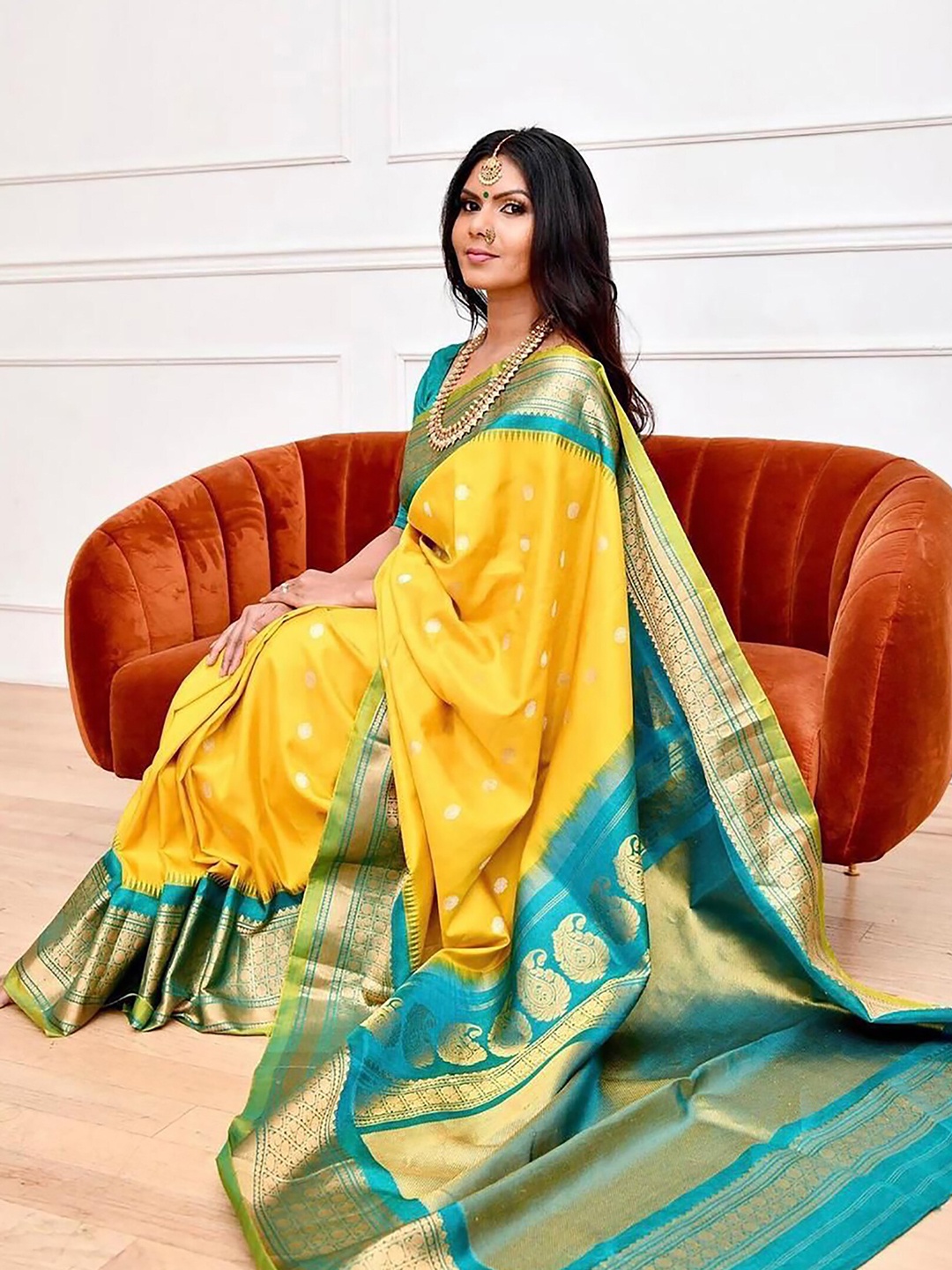 

BerMondsey Ethnic Motifs Woven Design Zari Banarasi Designer Saree, Yellow