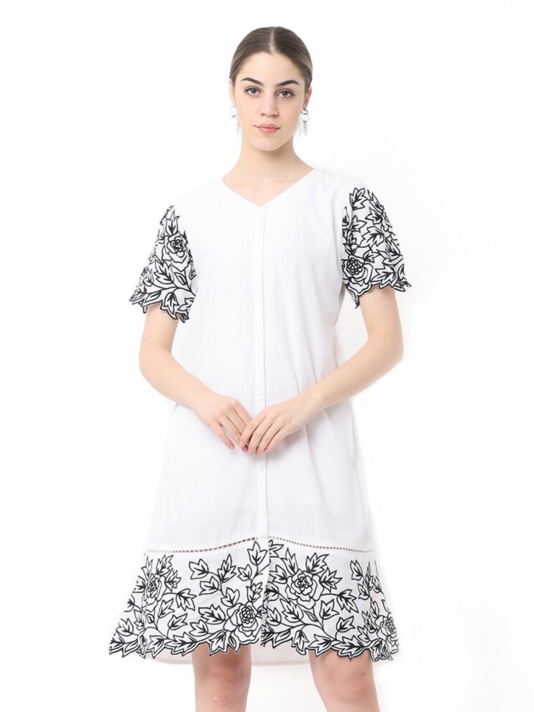

GLORY & I Cut-Work Embroidered Dress with Pocket Cotton A-Line Dress, White