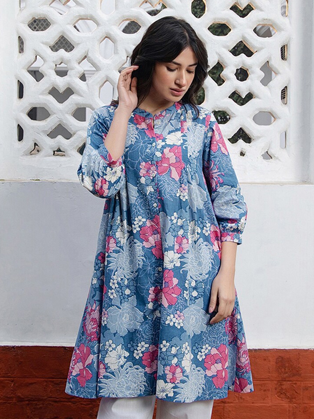 

Janasya Floral Printed Mandarin Collar Pure Cotton Pleated A-Line Tunic, Blue