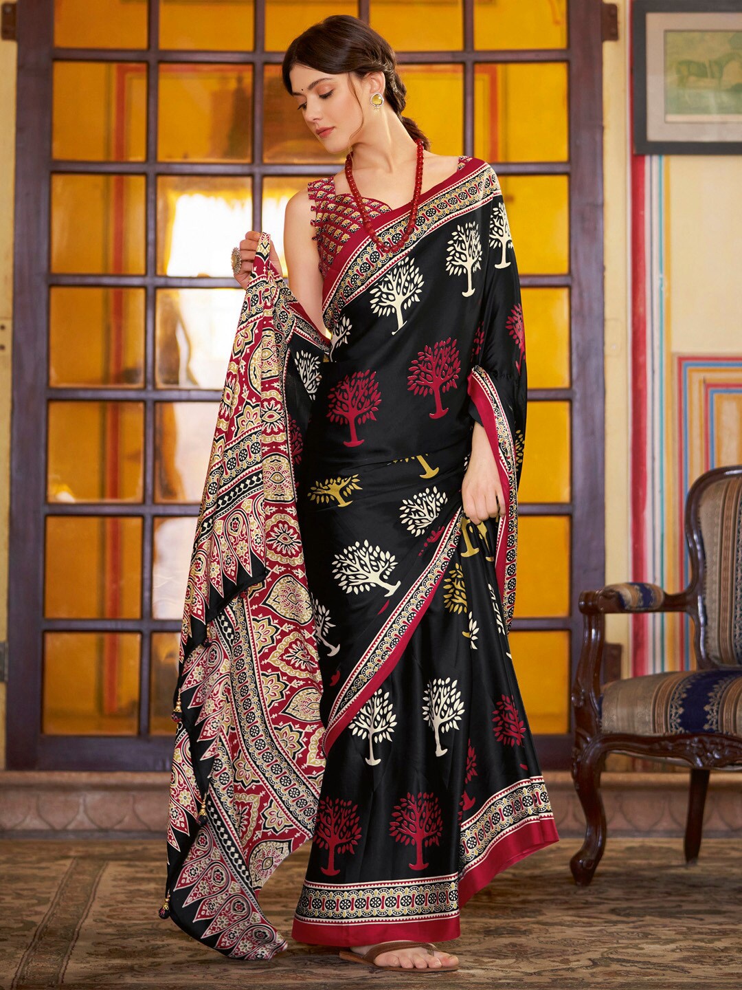 

Saree mall Ajrak Block Poly Crepe Designer Bagru Sarees, Black