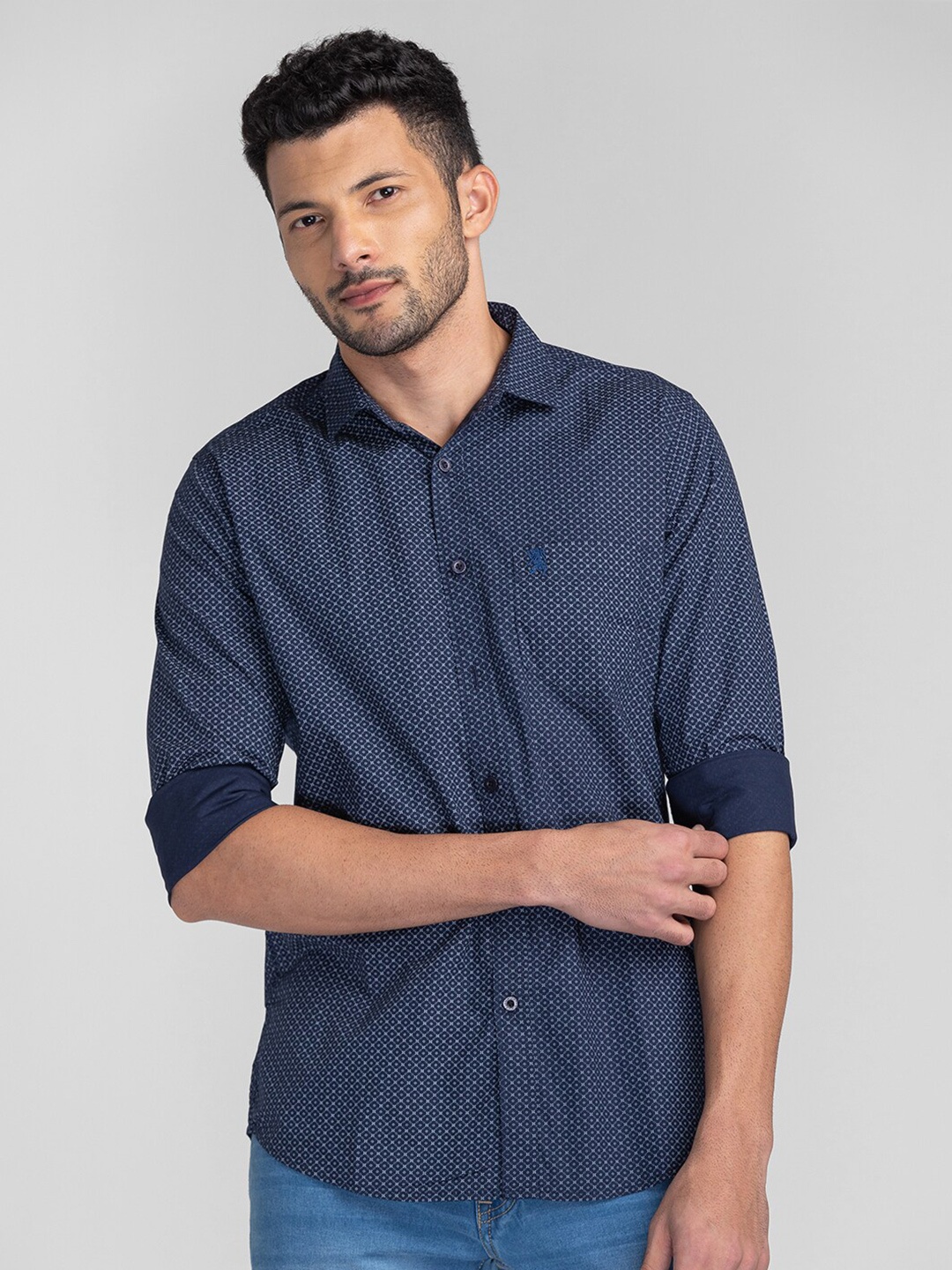 

GIORDANO Spread Collar Cotton Slim Fit Casual Shirt, Navy blue