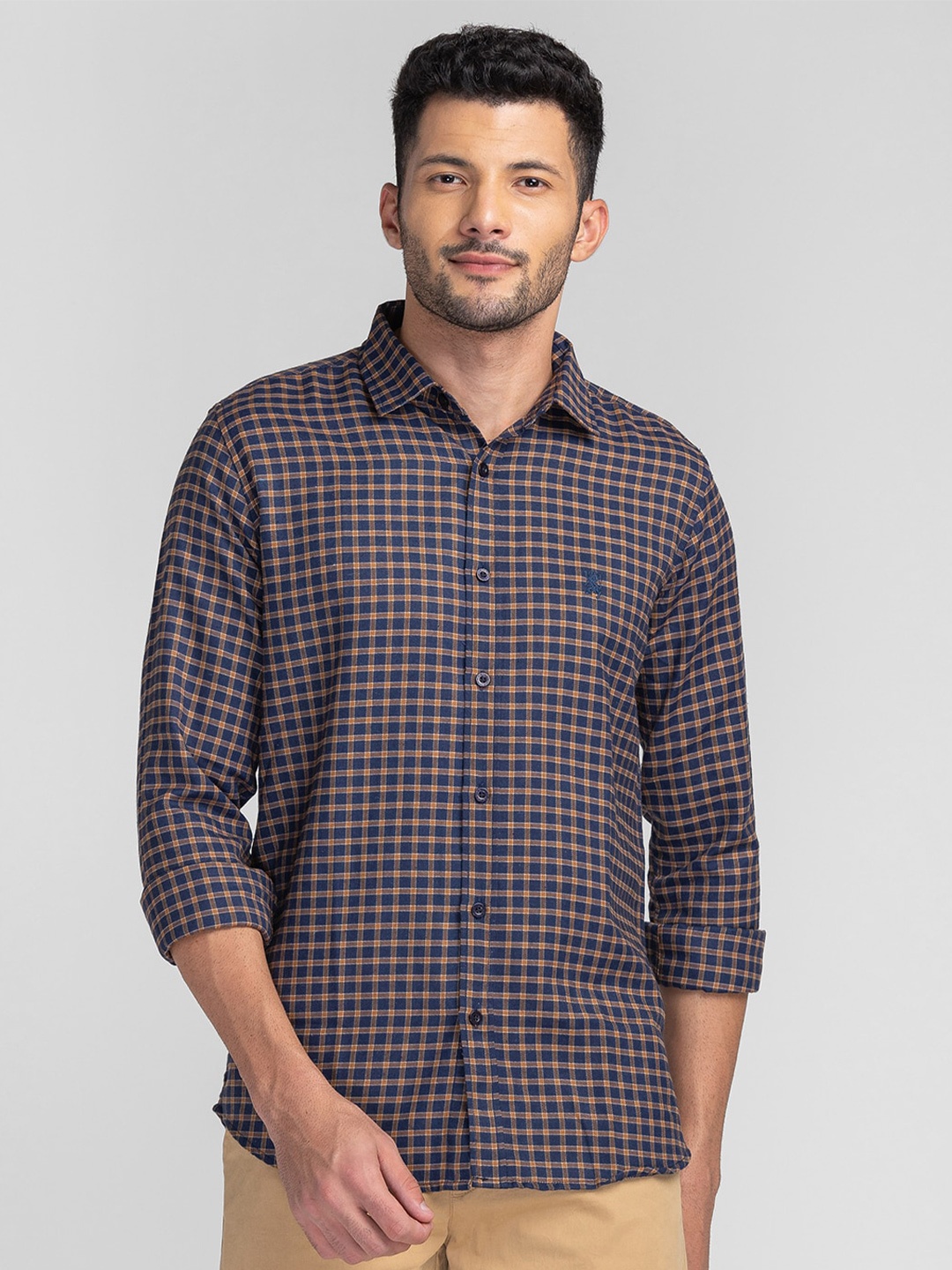 

GIORDANO Slim Fit Checked Long Sleeves Cotton Casual Shirt, Navy blue