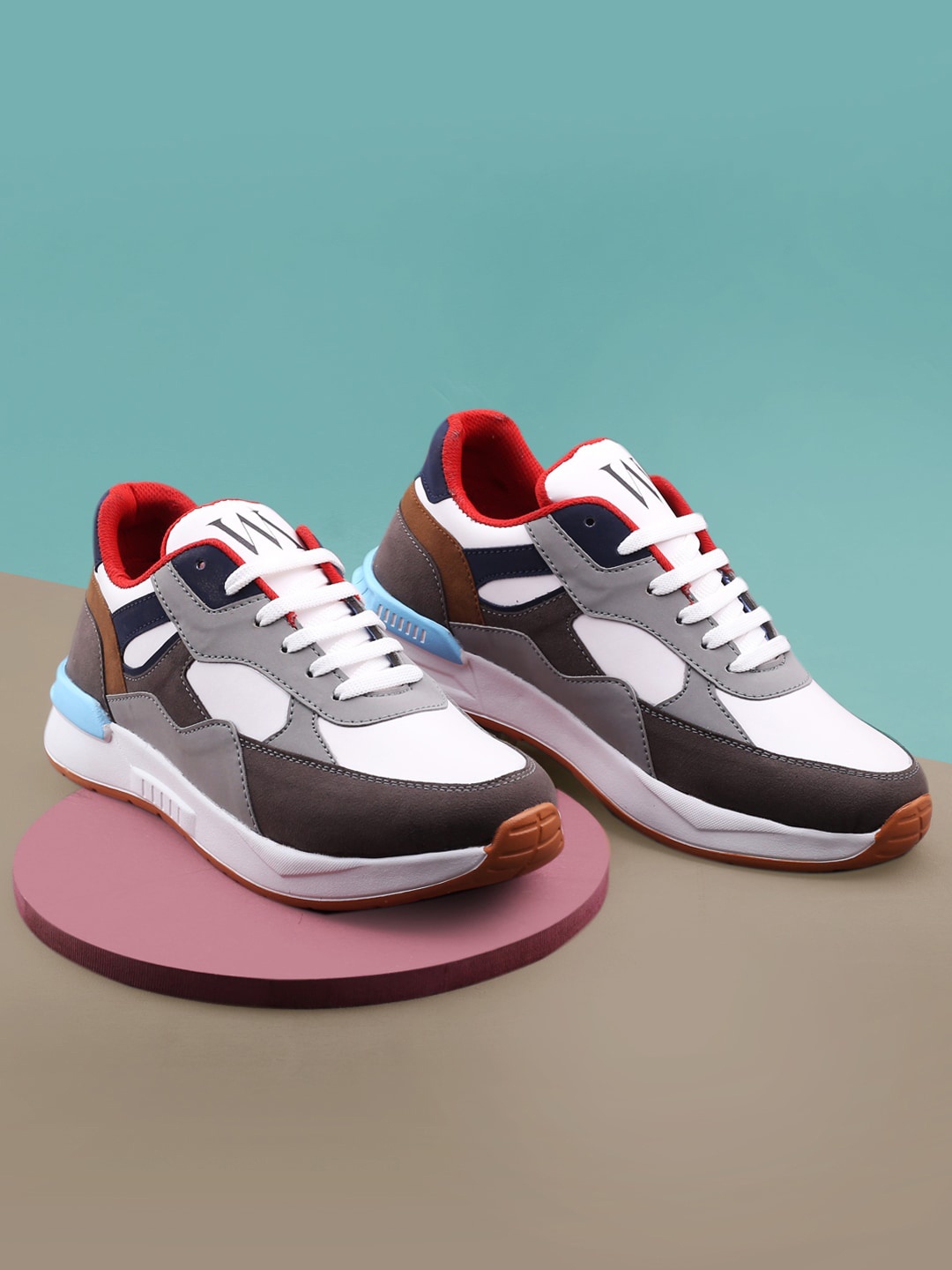 

mr.wonker Men Colourblocked Round Toe Waterproof Lining Sneakers, White