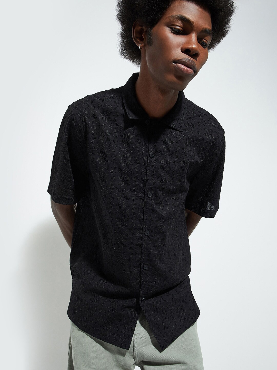 

max URB_N Spread Collar Cotton Shirt, Black