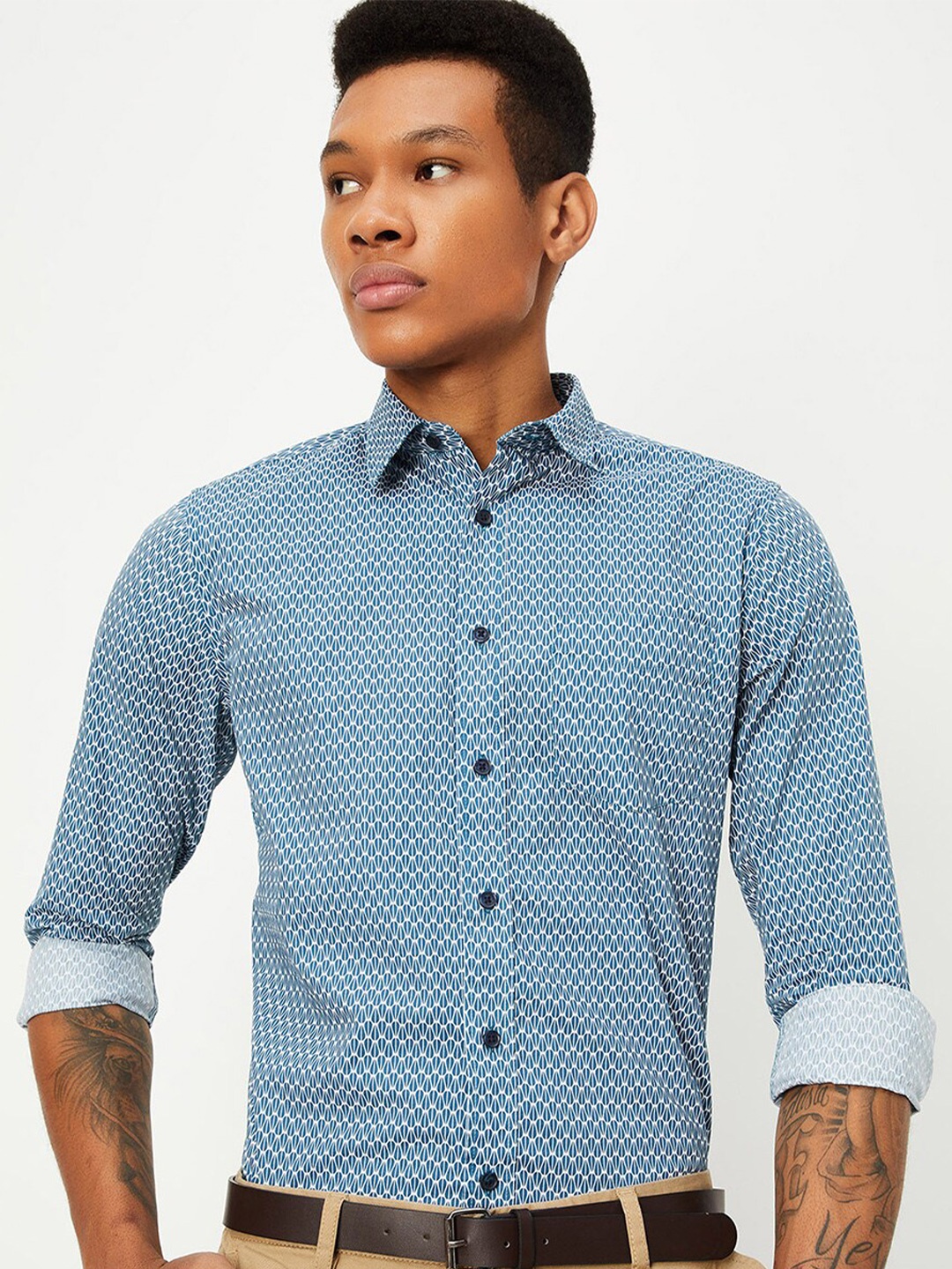 

max Micro Ditsy Printed Spread Collar Cotton Shirt, Navy blue