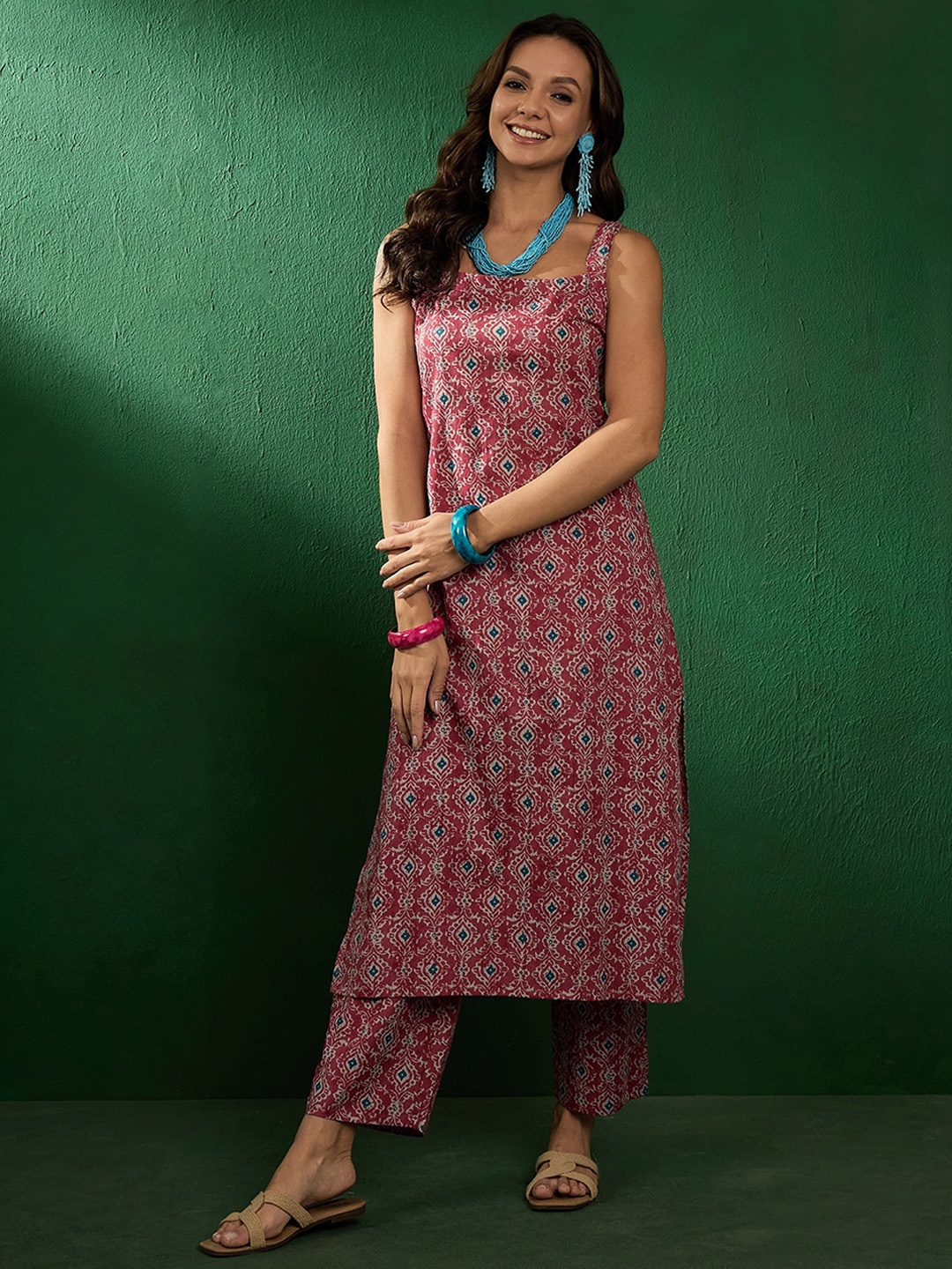 

Sangria Ajrakh Printed Sleeveless Straight Pure Cotton Kurta With Trouser, Burgundy