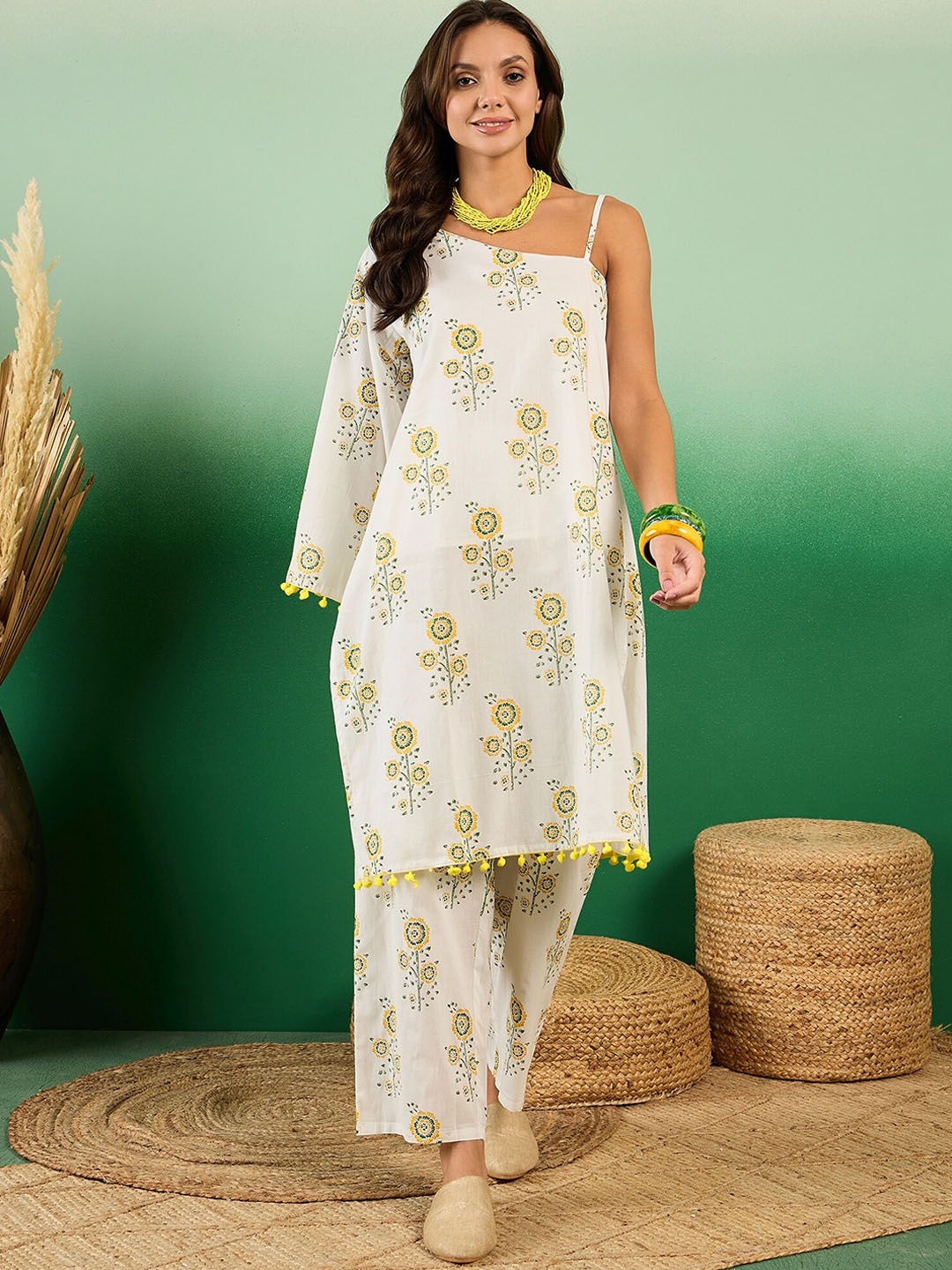 

Sangria Floral Printed One Shoulder Strap Pure Cotton Kurta With Trousers, Cream