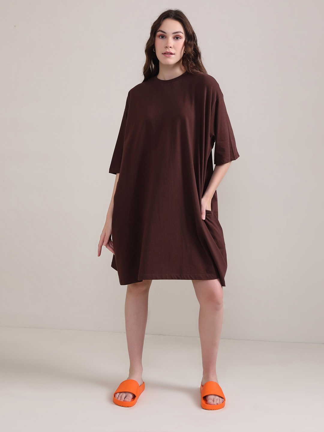 

BOTNIA Cotton Straight Round Neck Above Knee A-Line Dress, Brown