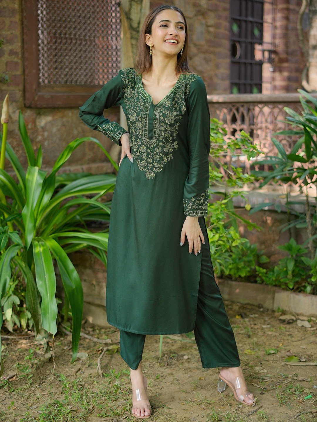 

Libas Floral Yoke Design Regular Thread Work Kurta with Trousers, Green
