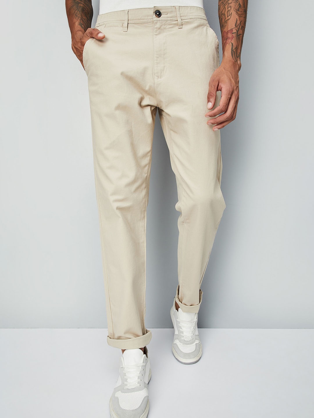 

max Men Mid Rise Cotton Trousers, Beige
