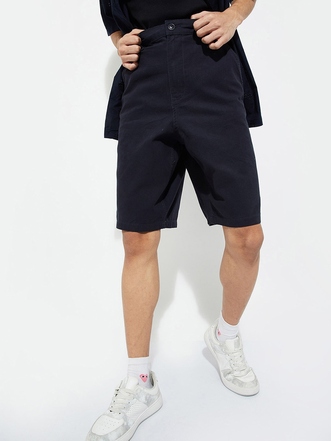 

max URB_N Men Mid-Rise Pure Cotton Denim Shorts, Navy blue