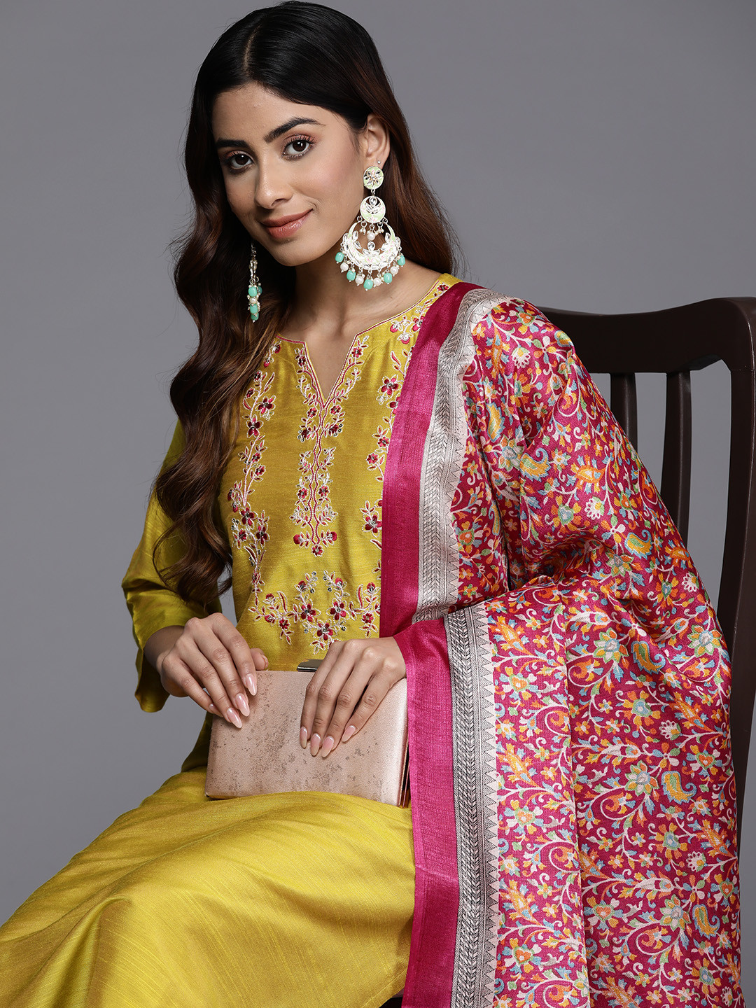 

Varanga Floral Embroidered Regular Kurta with Trousers & Dupatta, Yellow