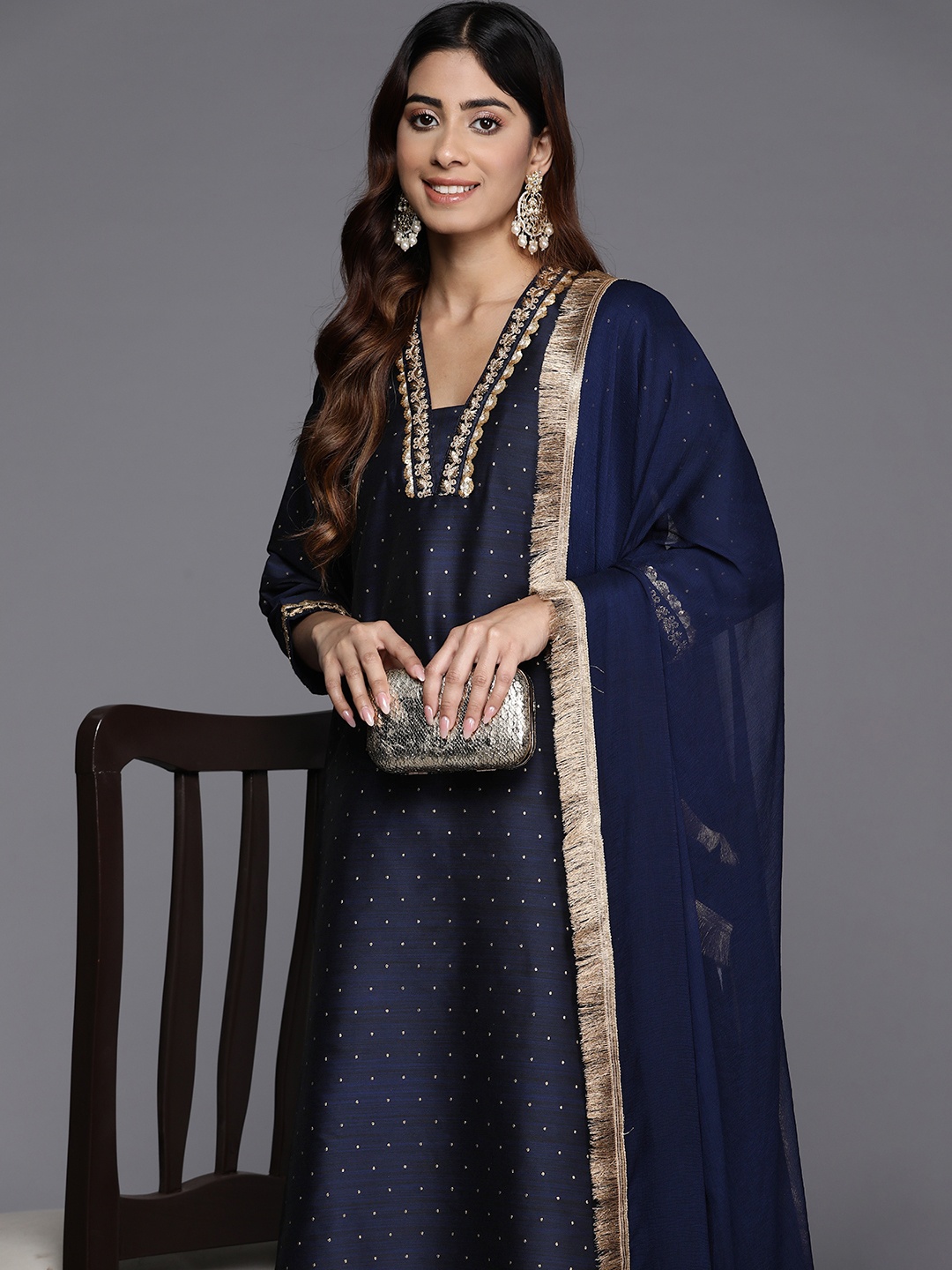 

Varanga Sequinned Kurta with Trousers & Dupatta, Navy blue