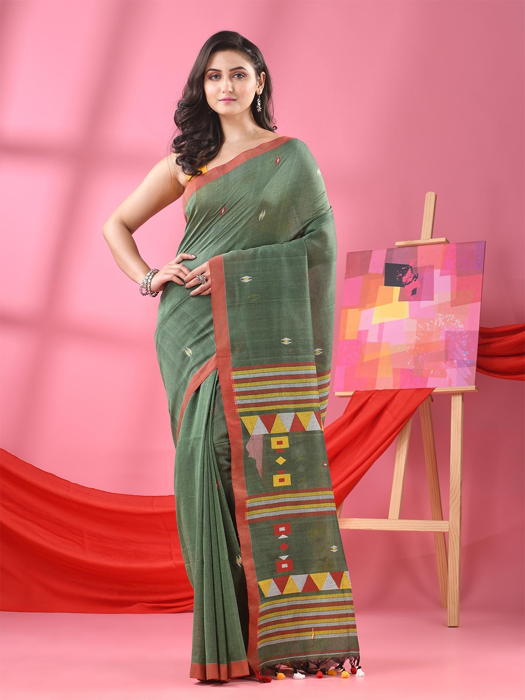 

Angoshobha Geometric Woven Design Pure Cotton Saree, Green