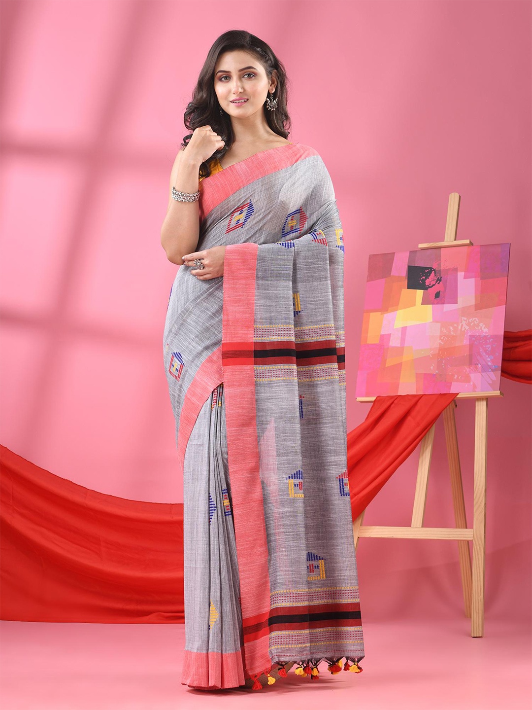 

Angoshobha Geometric Woven Design Pure Cotton Saree, Grey