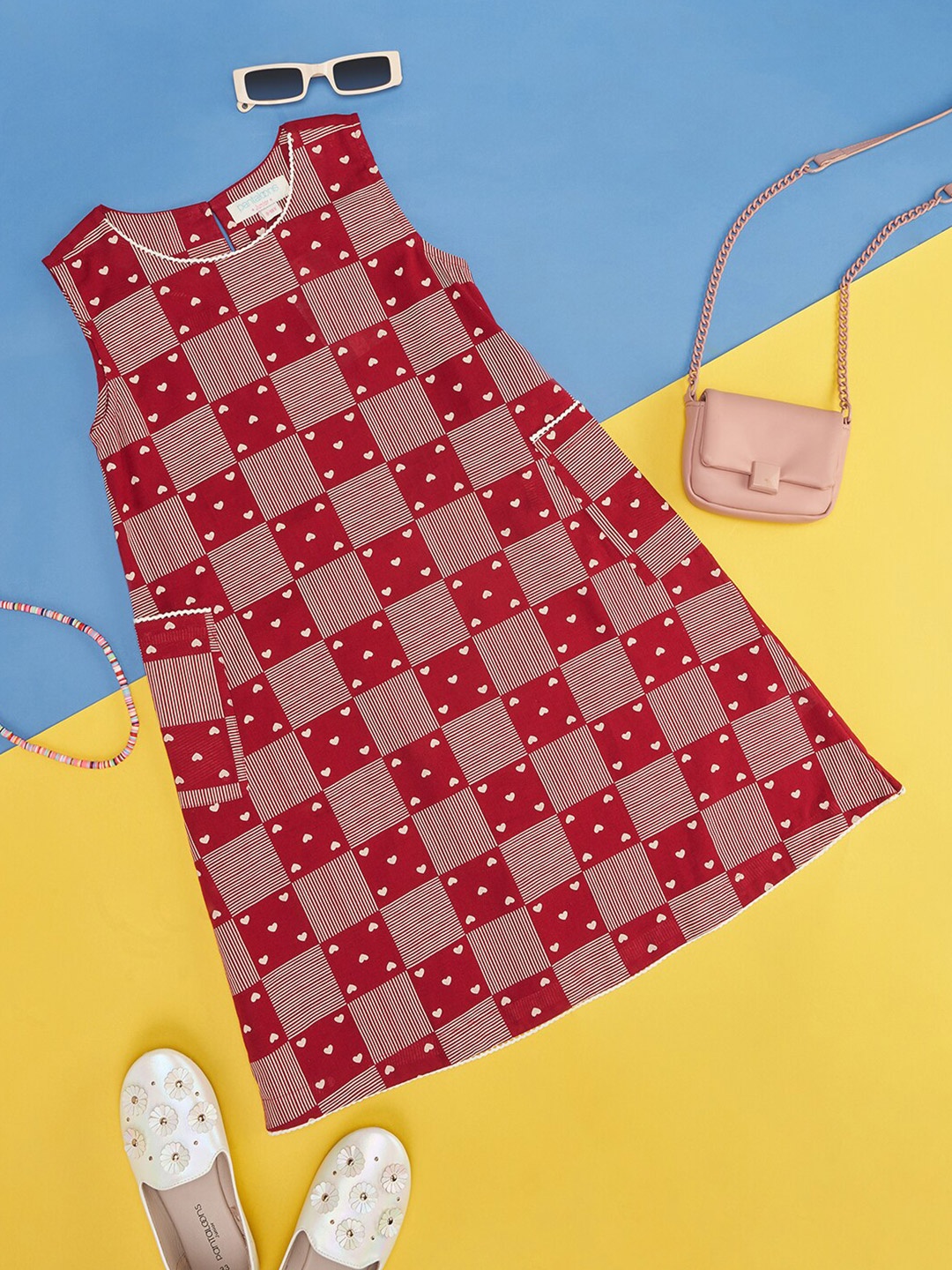 

AKKRITI BY PANTALOONS Girls Printed Fit & Flare Dress, Red