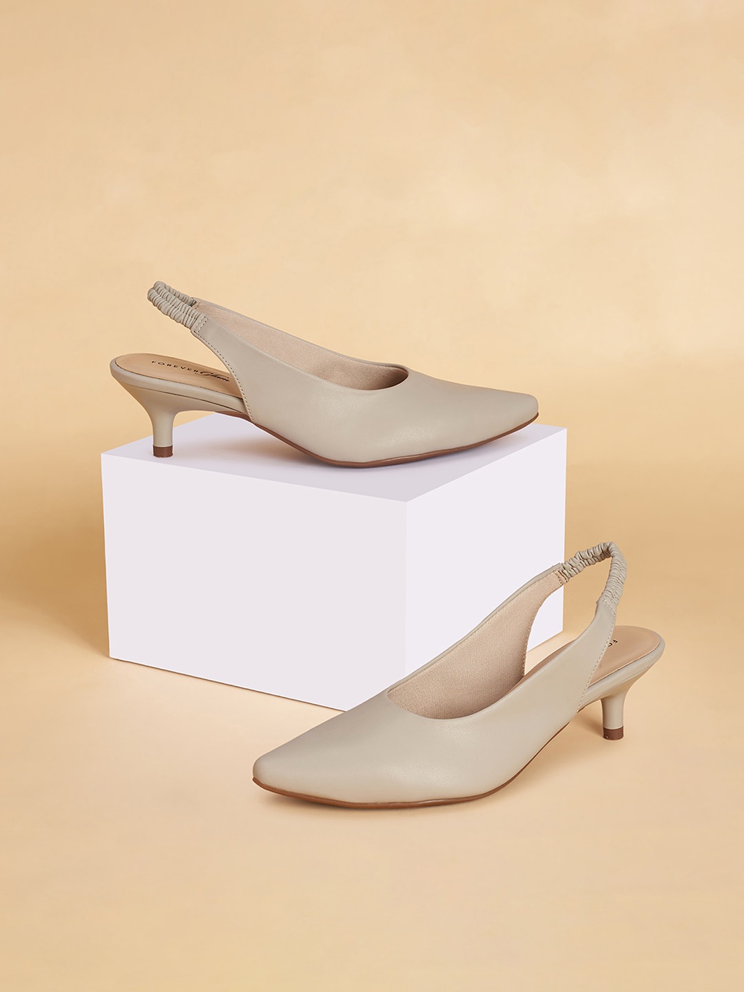 

Forever Glam by Pantaloons Pointed Toe Kitten Pumps, Grey
