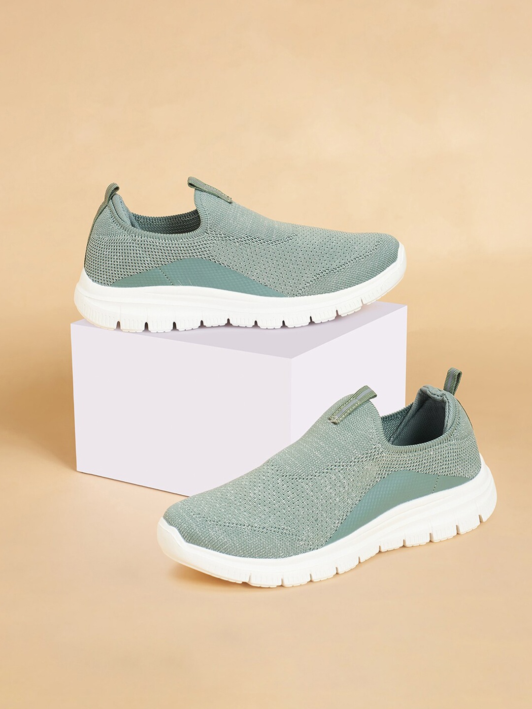 

Forever Glam by Pantaloons Women Running Lace-Up Shoes, Green