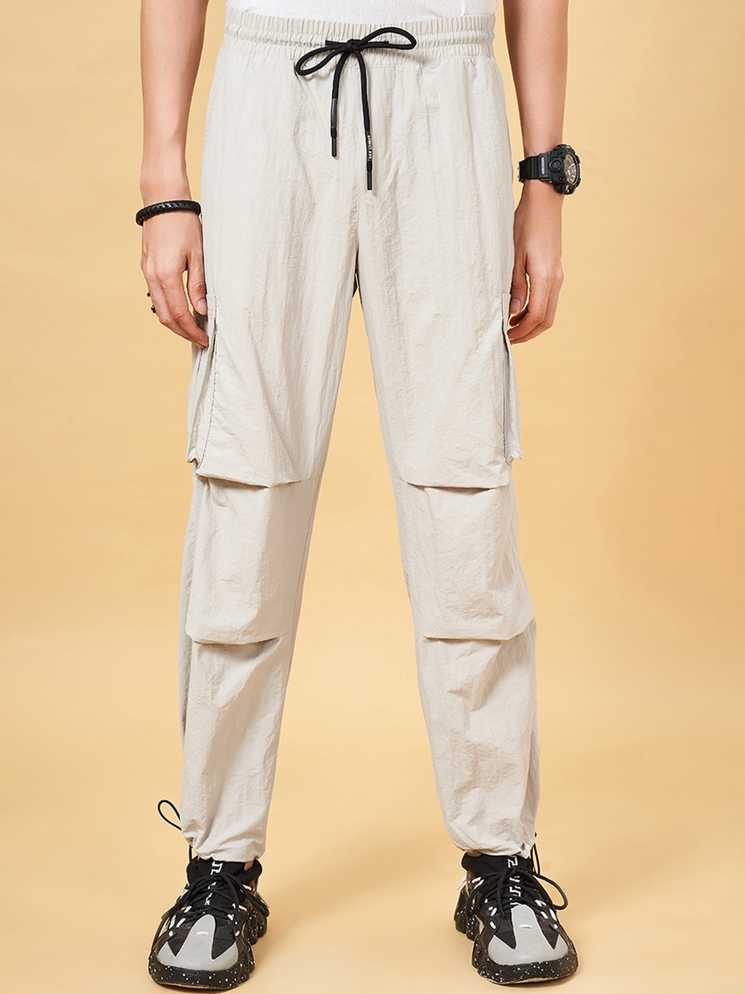 

Street 808 by Pantaloons Men Mid-Rise Jogger, Grey