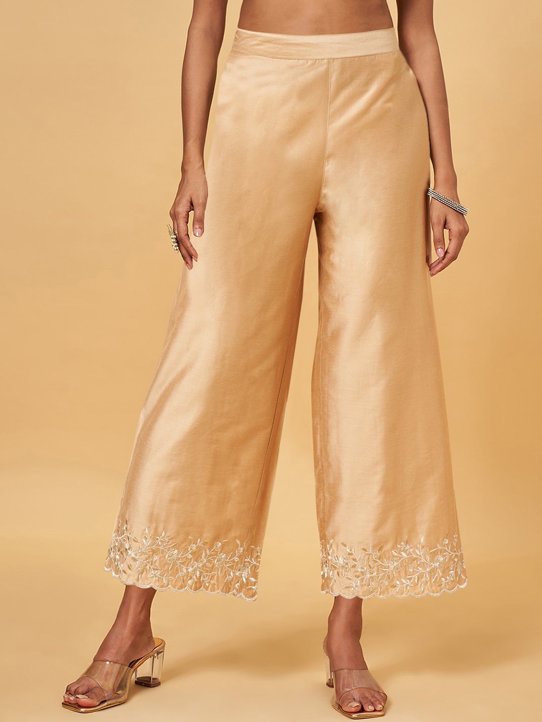 

RANGMANCH BY PANTALOONS Women Floral Embroidered Straight Fit Trousers, Yellow