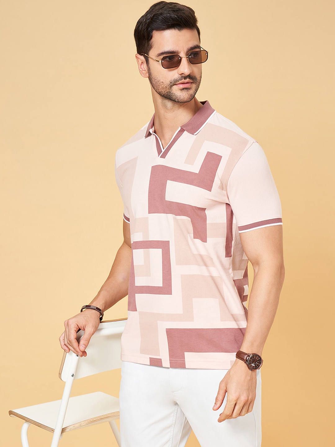 

BYFORD by Pantaloons Typography Printed Polo Collar Pockets Slim Fit T-shirt, Pink