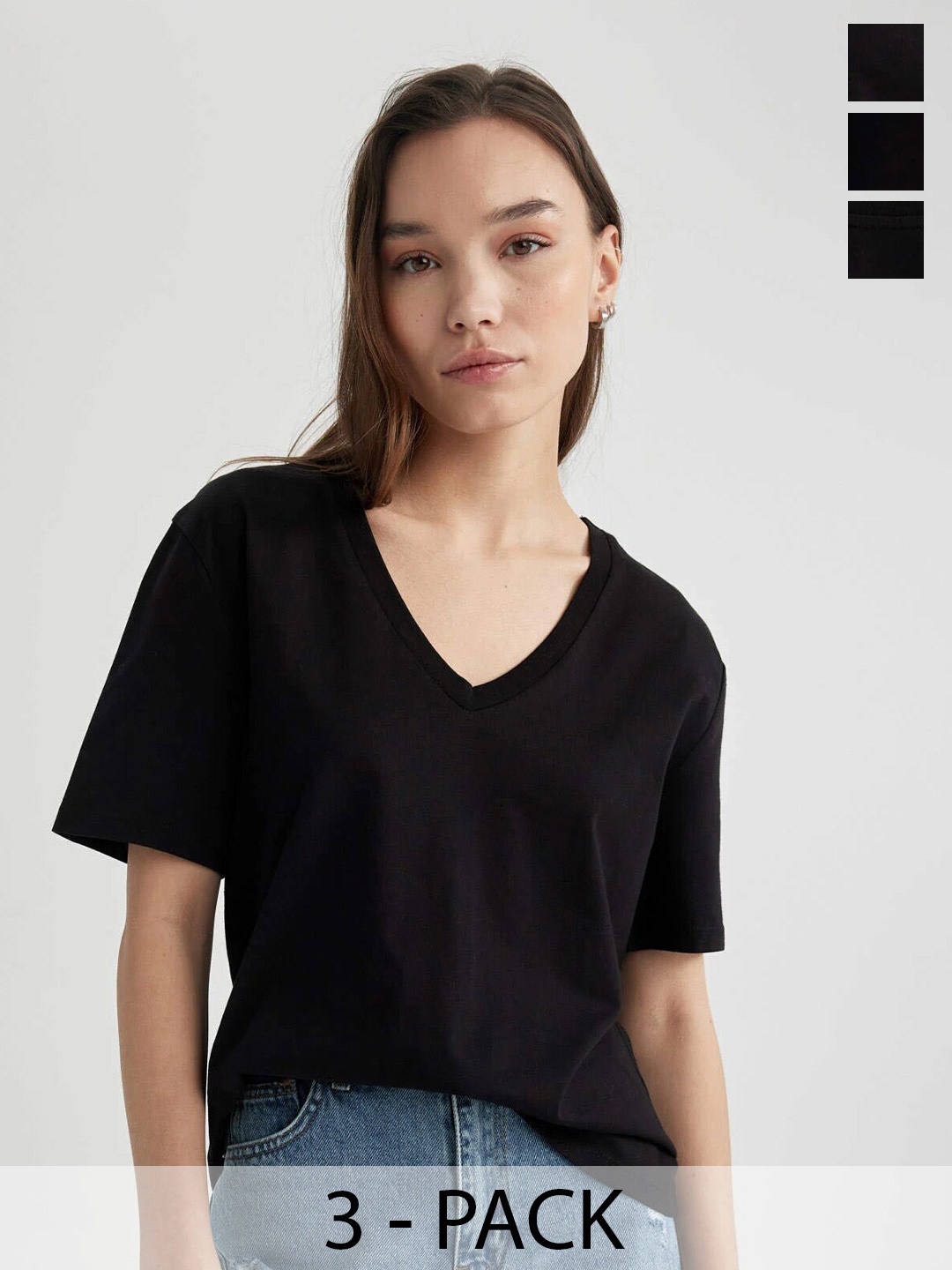 

COLOR CAPITAL Pack Of 3 V-Neck T-shirts, Black
