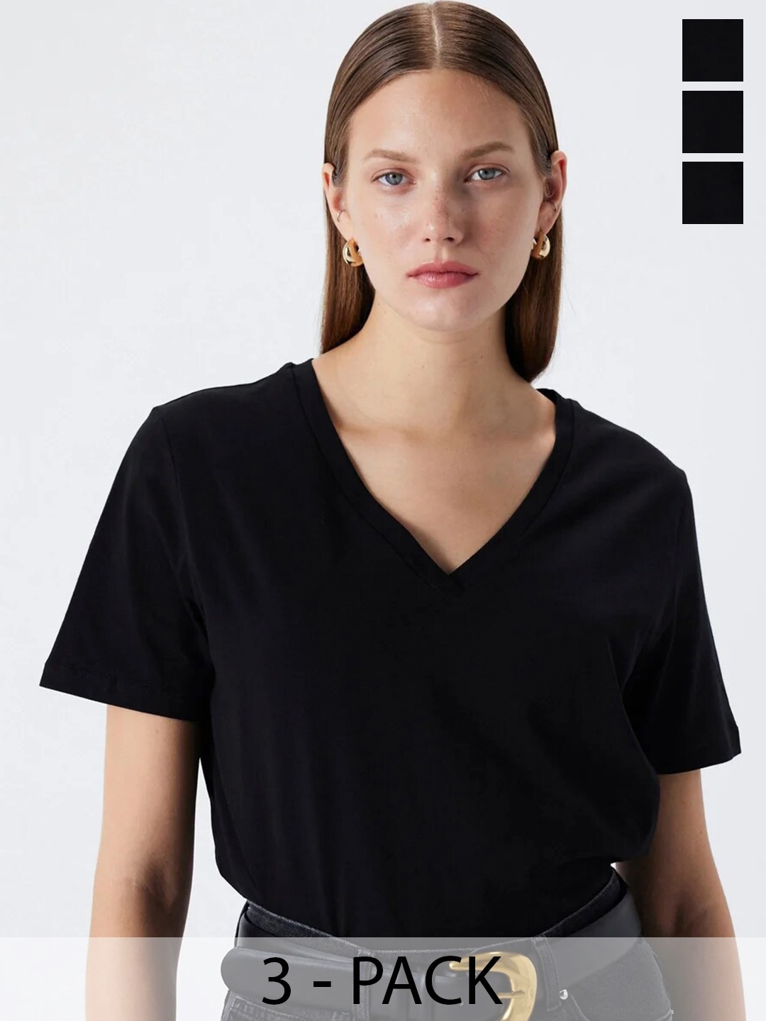 

COLOR CAPITAL Pack Of 3 V-Neck Short Sleeves T-shirts, Black