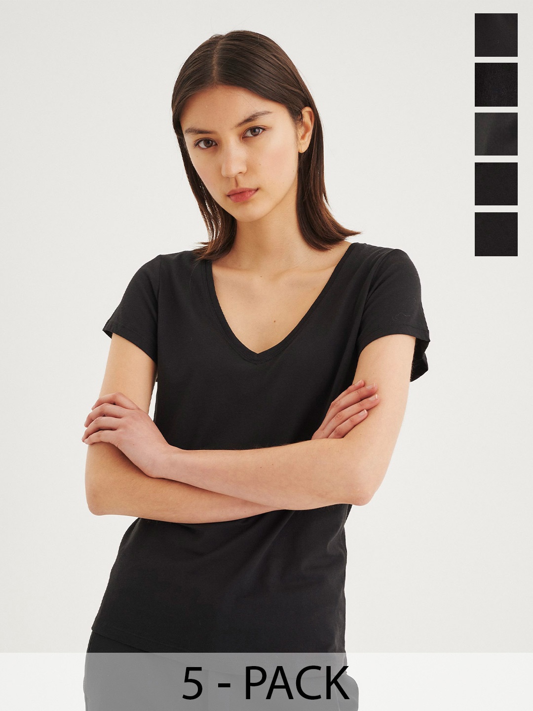 

COLOR CAPITAL Pack Of 5 V-Neck T-Shirts, Black