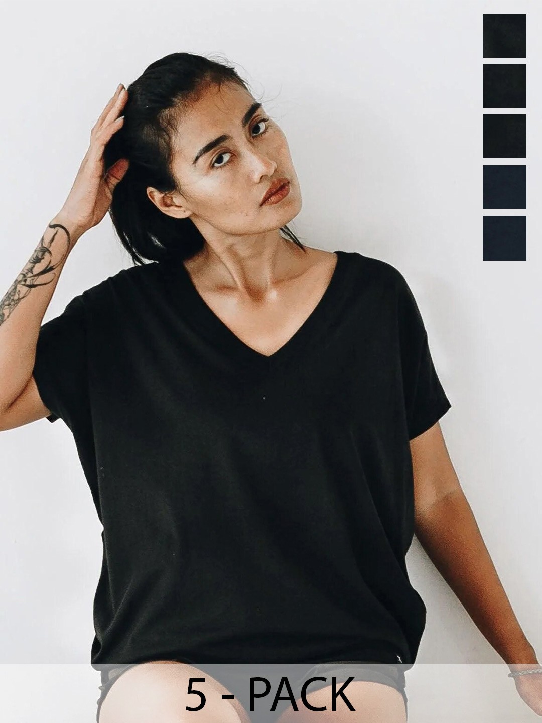 

COLOR CAPITAL Pack of 5 V-Neck T-shirts, Black