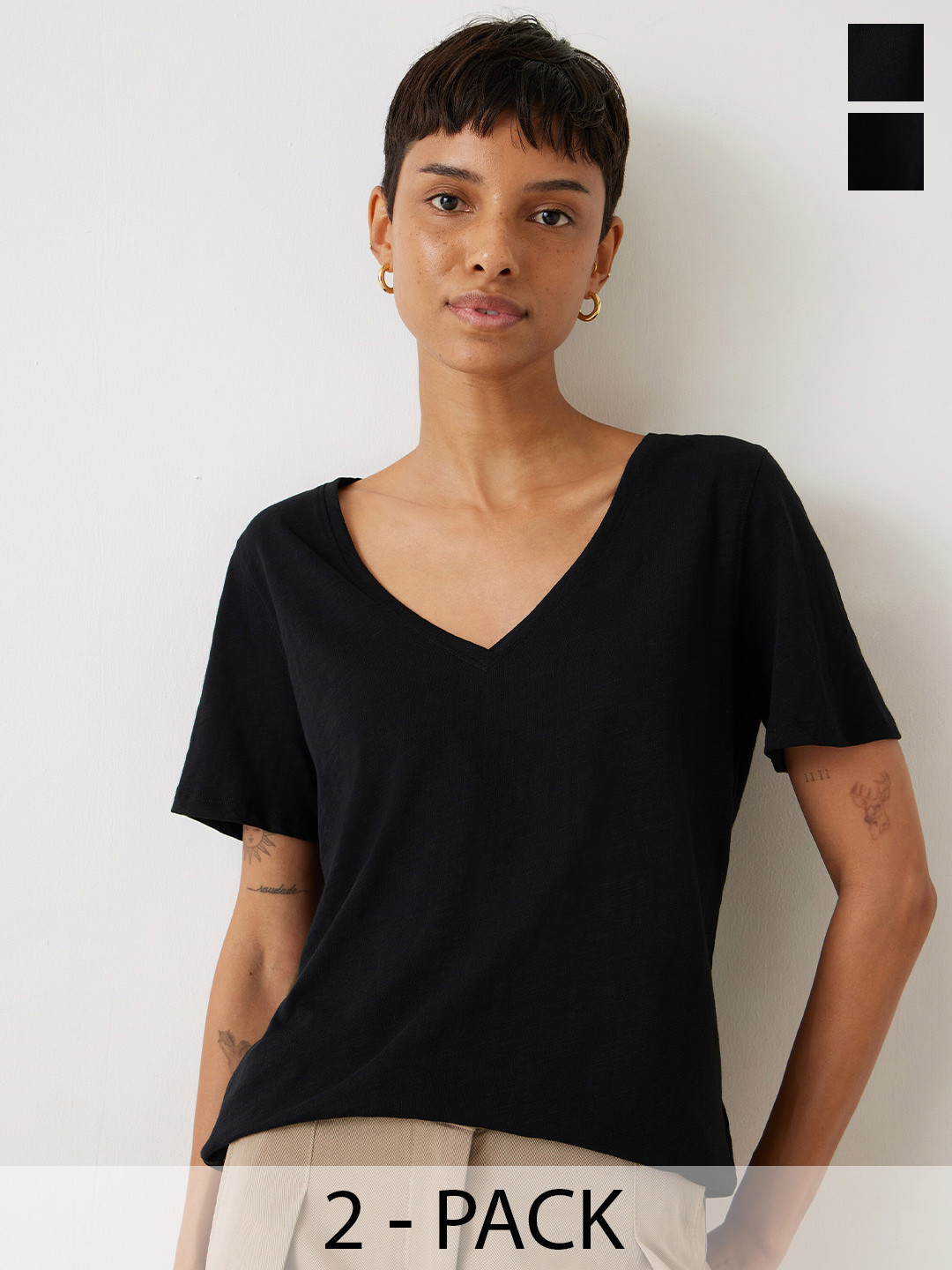 

COLOR CAPITAL Pack Of 2 V-Neck Top, Black