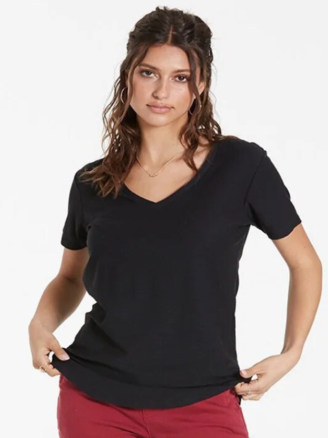 

COLOR CAPITAL V-Neck Relaxed Fit T-Shirts, Black