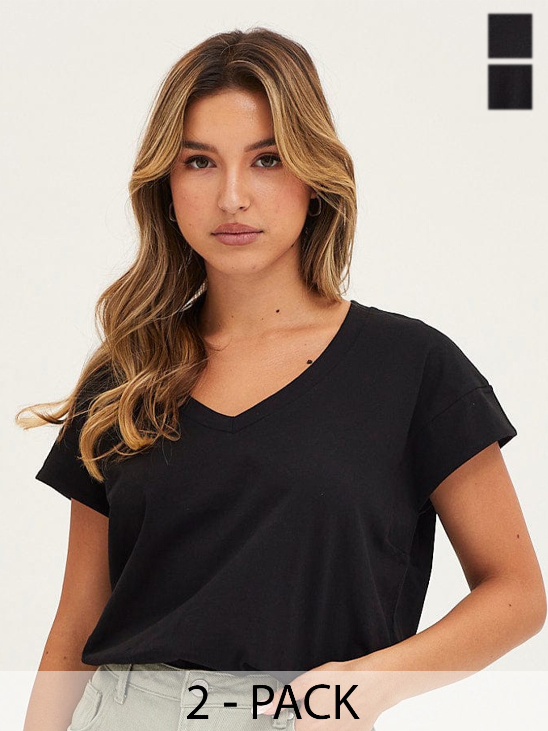 

COLOR CAPITAL Pack Of 2 V-Neck Casual T-shirts, Black